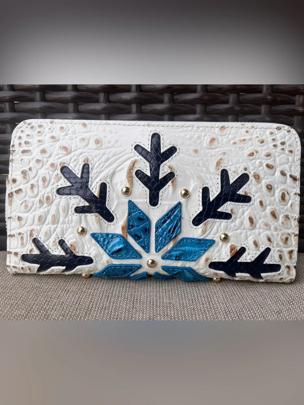 NWT Brahmin SURI in SNOWBALL DRIFT Melbourne Wallet